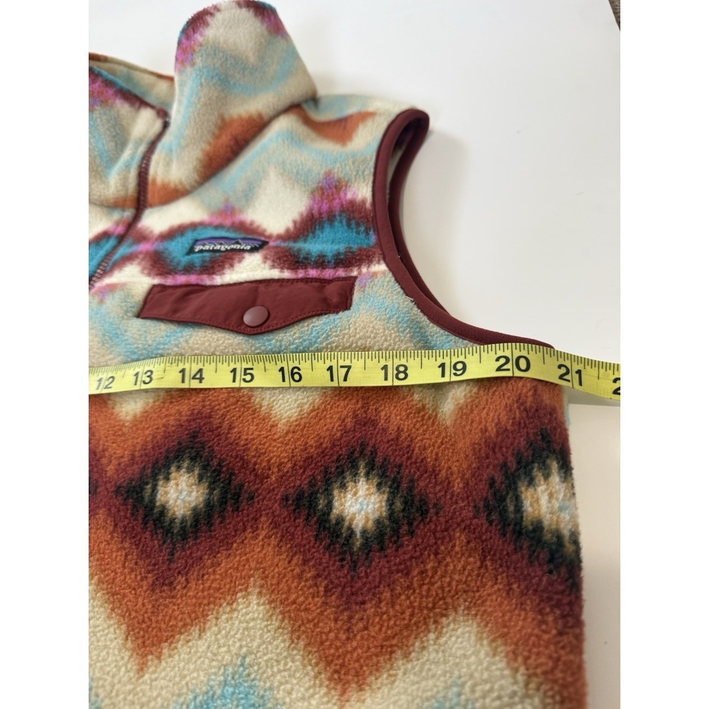Patagonia Women's Large Snap-T Synchilla Western Aztec Vest Cinder Red Geometric - Picture 5 of 9